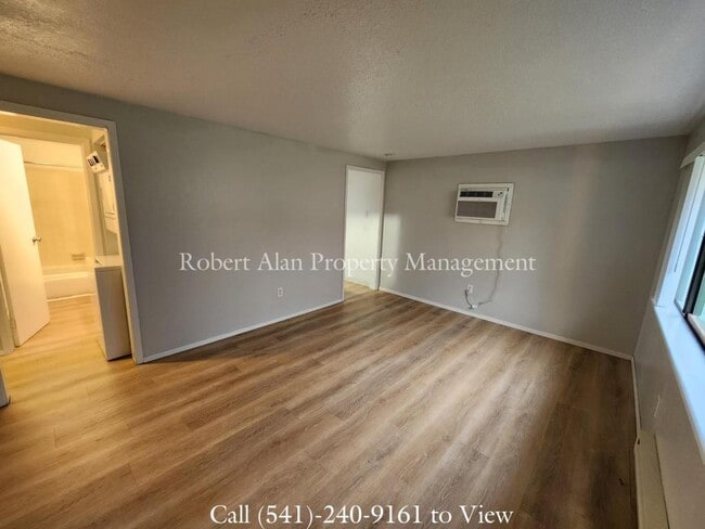 Photo - 320 NW 14th St