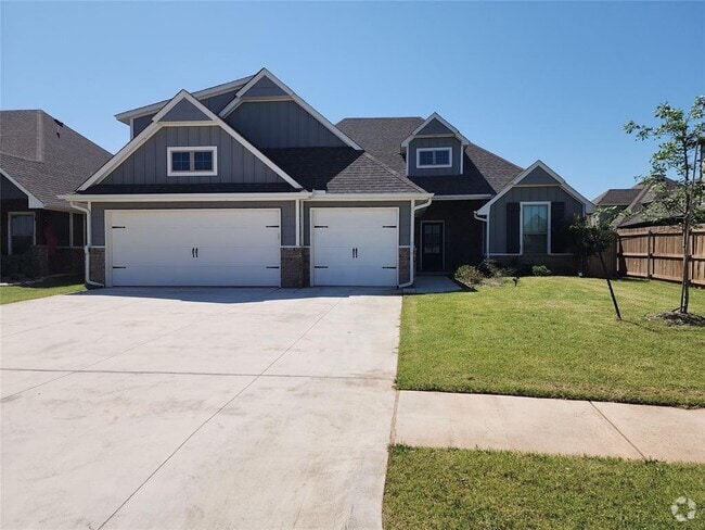 Building Photo - 16013 Dahlia Rd Rental