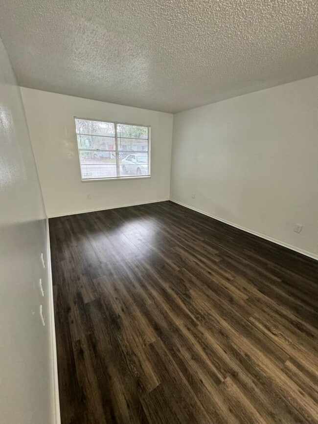 Photo - 8566 Channelview Cir