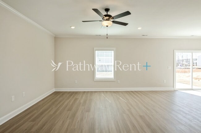 Photo - 145 Wembury Ln