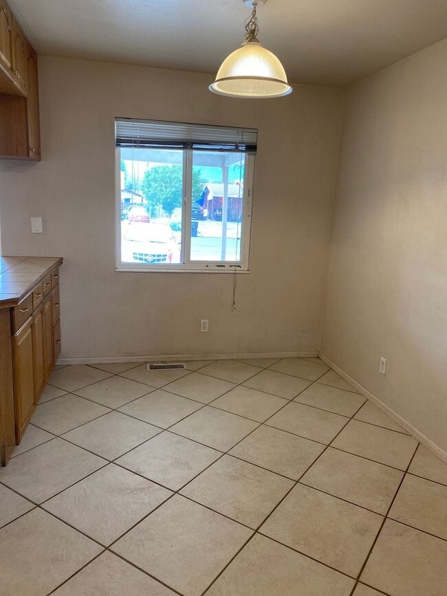 Photo - Maple Village Duplex Unit #1249