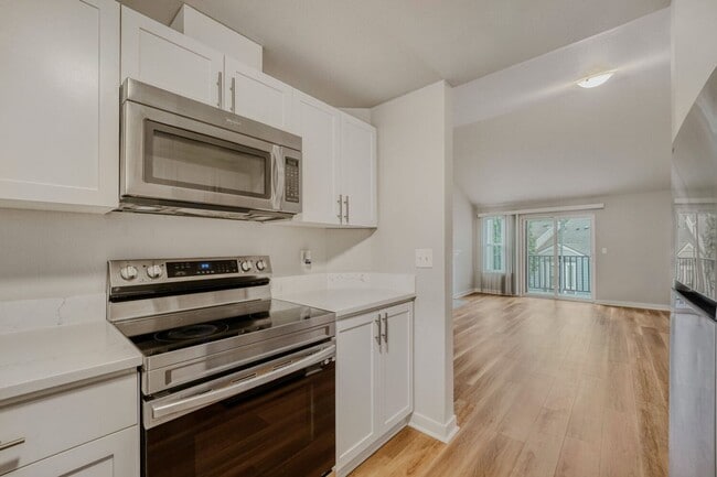 Photo - Martine Apartments