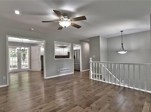 Photo - 15412 W 80th St