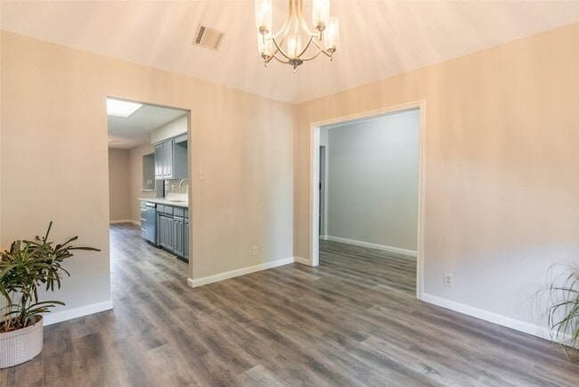 Photo - 5201 Rustle Leaf Dr