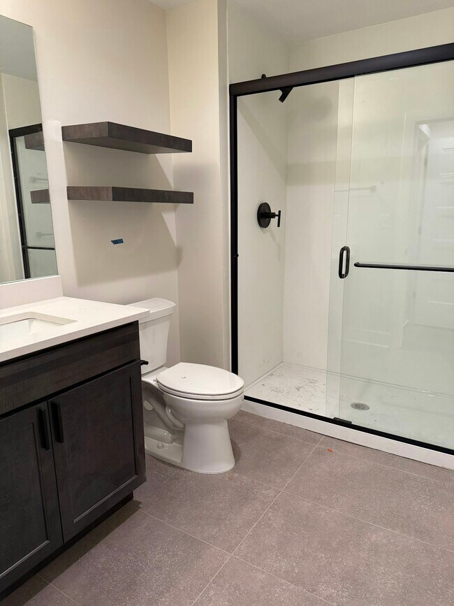 Photo - 106 E Erie St Unit 2C