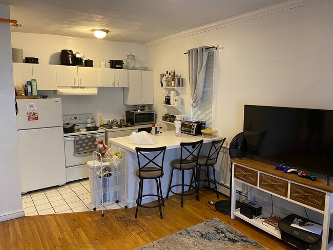 Photo - 43 S Huntington Ave Rental