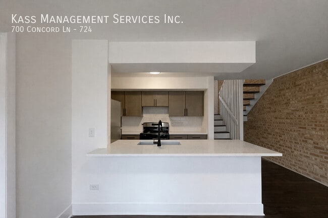 Photo - 700 Concord Ln Unit 724