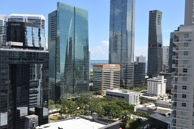 Building Photo - 1100 S Miami Ave Unit 4210