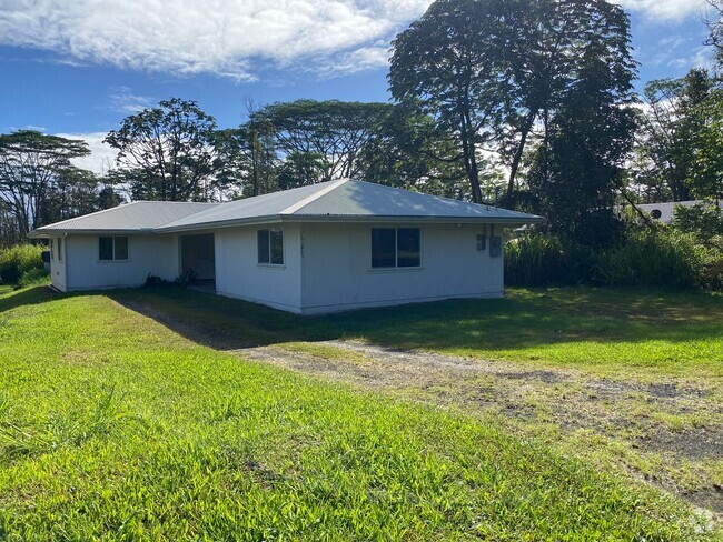 Building Photo - Uilani Drive- Tiki Gardens Rental