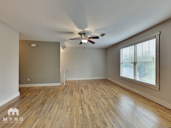 Photo - 171 Herring St