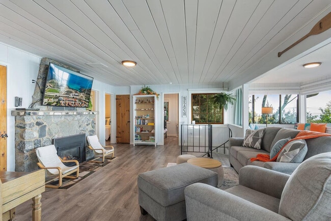 Photo - 2062 S Breezy Point Rd Unit ID1035858P