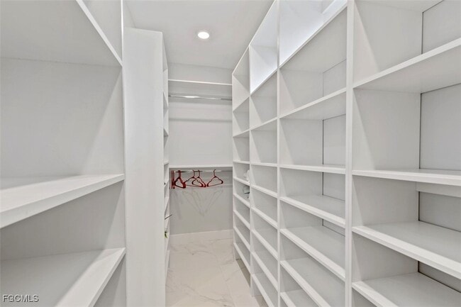 Photo - 2709 6th St W
