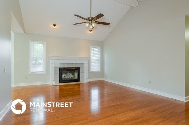 Photo - 713 SW Nelson Dr