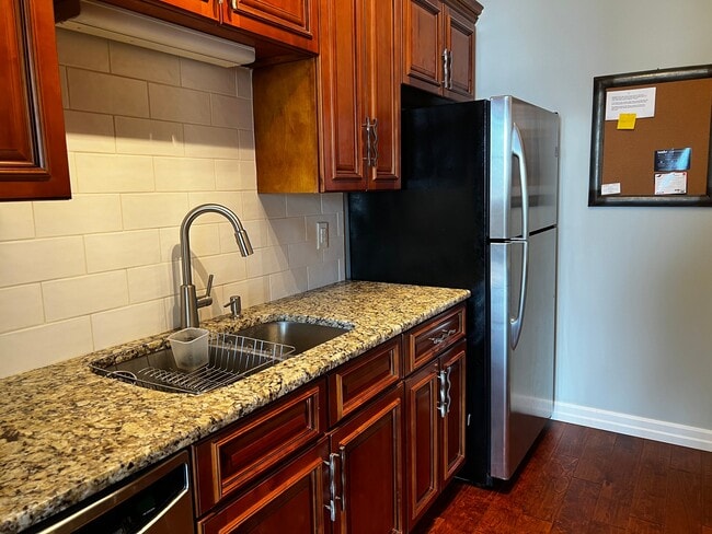 Photo - 300 S 16th St Unidad 903