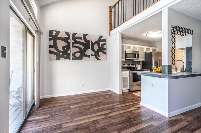 Photo - 8411 Sands Point Dr Unit 18