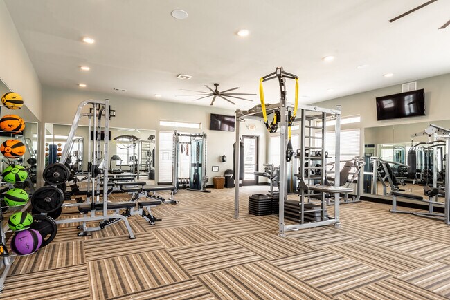 Photo - The Woodford on Mockingbird