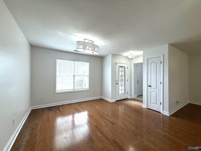 322 Eagle Ridge Dr