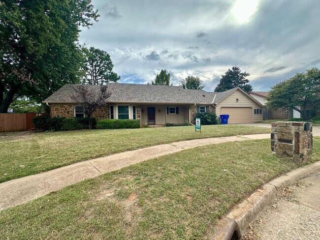 Photo - Immaculate major remodeled executive home ...