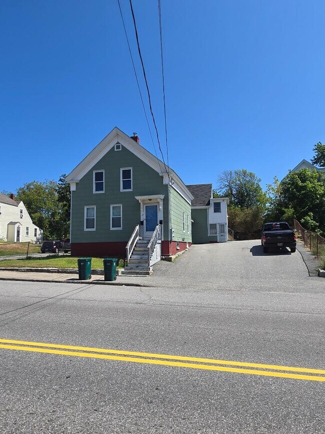 Photo - 115 Hill St