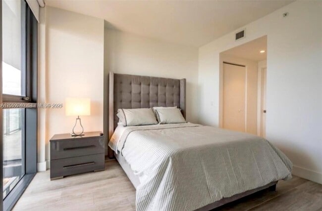 Photo - 121 NE 34th St Unit 3105