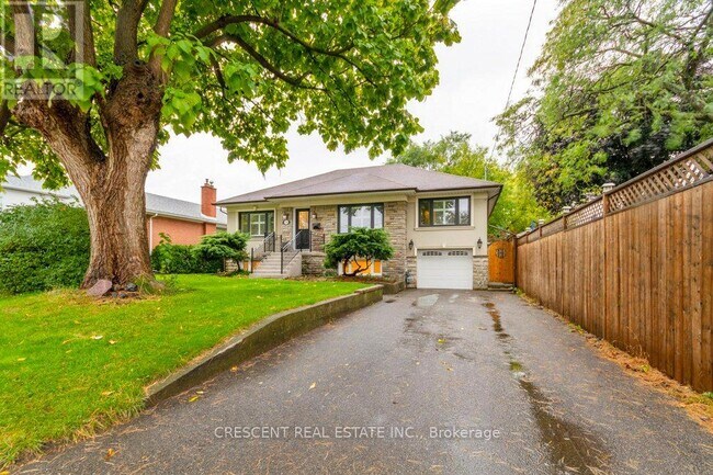 Photo - 1550 Ogden Ave