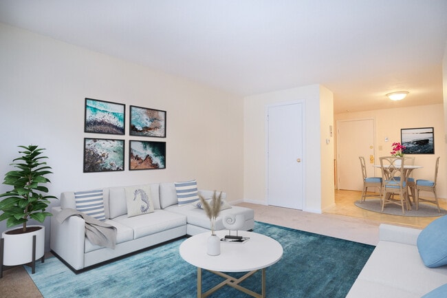 Photo - Middlesex Gardens