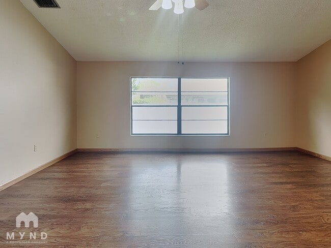 Photo - 2024 Sheffield Ct