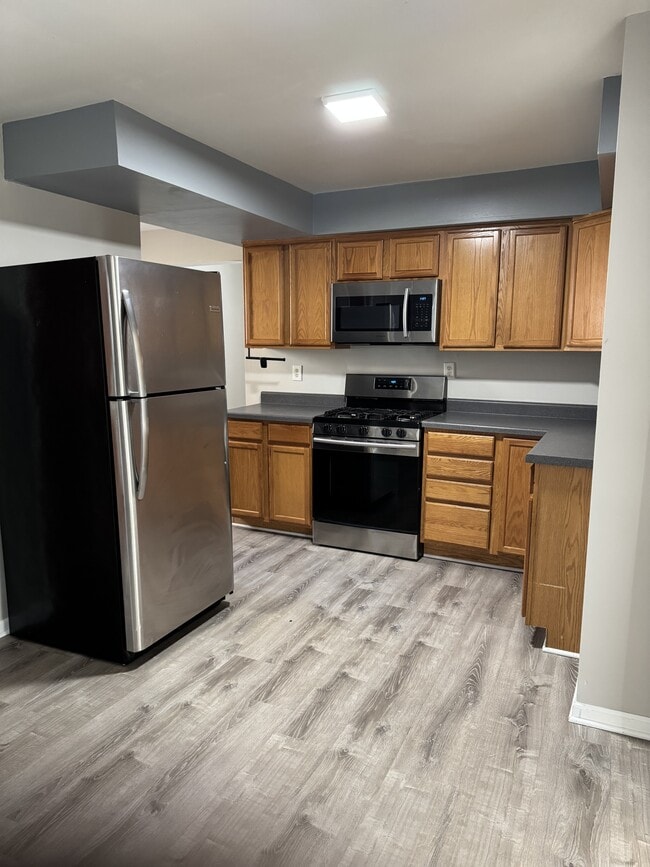 Photo - 1818 Charles St