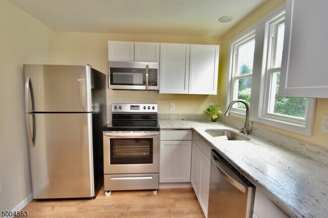 Photo - 5528 Berkshire Valley Rd