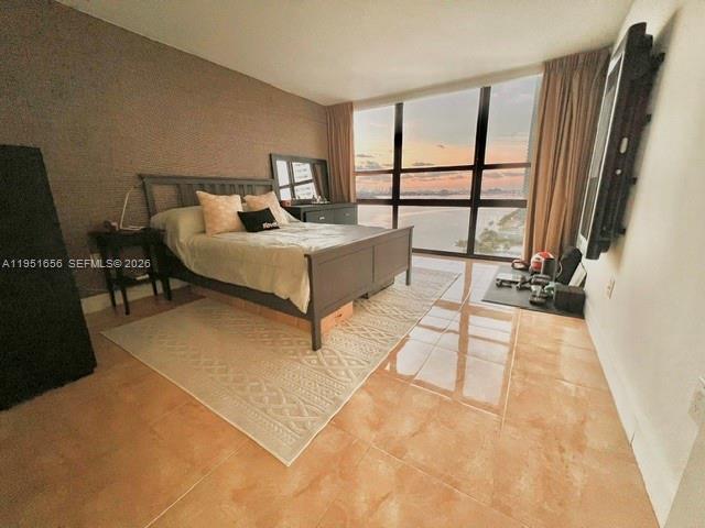 Photo - 600 NE 36th St Unidad 1220