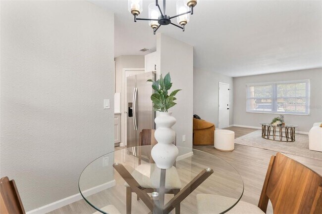 Photo - 1920 E Edgewood Dr Unit A5