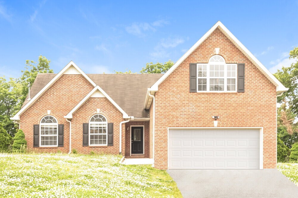 Photo - 1902 Champlain Dr