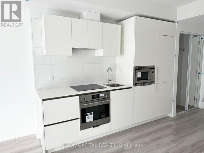 Photo - 238 Simcoe St Unit 3607