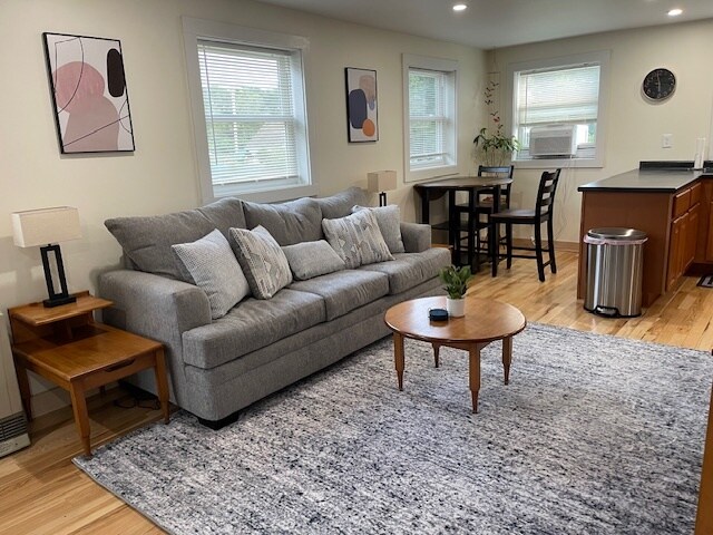 Photo - 611 S Main St Unidad Brattleboro