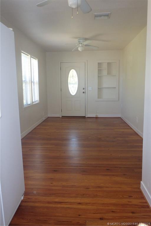 Photo - 852 E 14th St