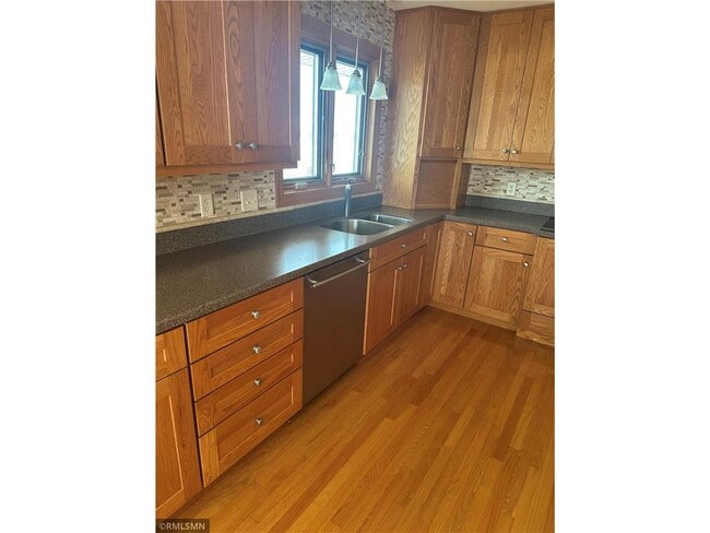 Photo - 1141 E Ash St