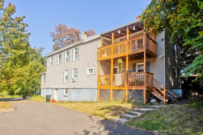 Photo - 13 Smith St Unit Second Floor
