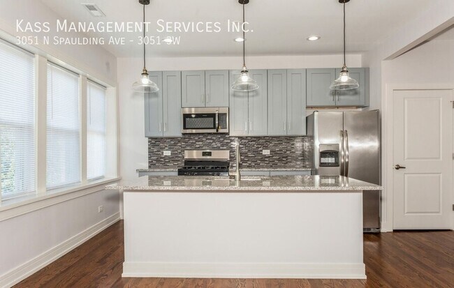 Photo - 3051 N Spaulding Ave Unit 3051-3W