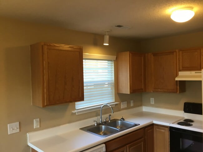 Photo - 4020 Landerwood Dr