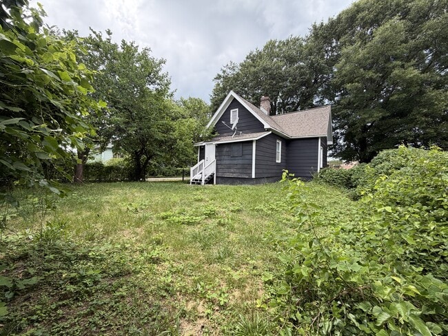 Photo - 615 W 2nd Ave