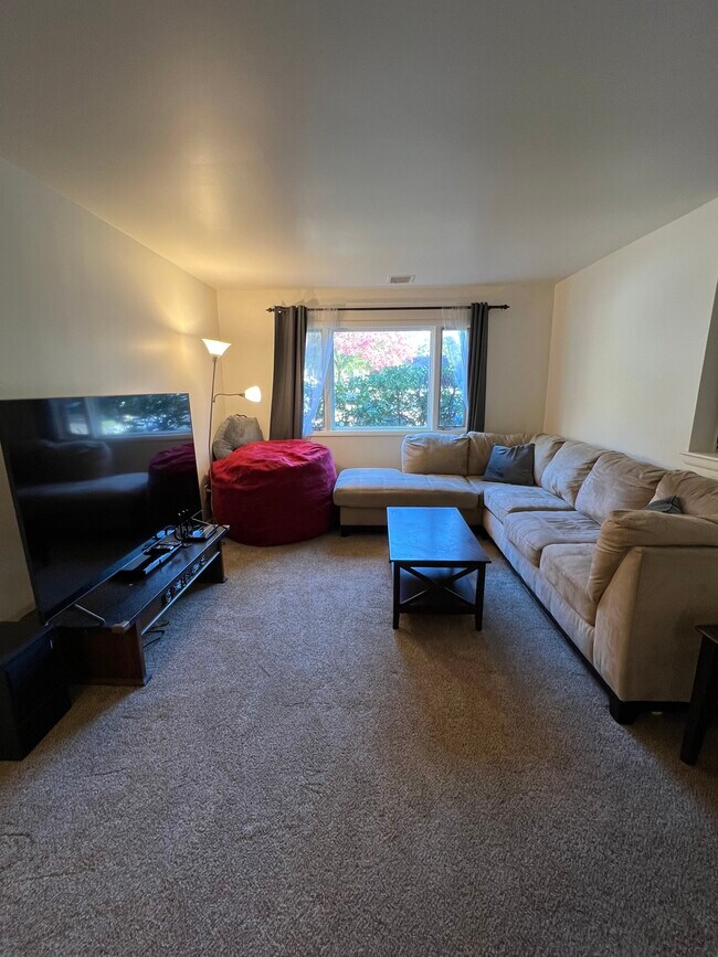 Photo - 3125 Sayre Dr House