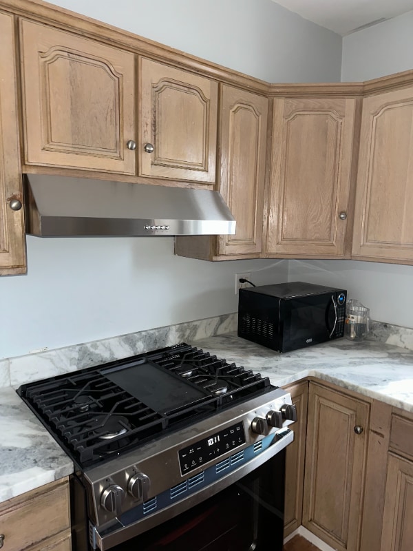 Photo - 633 Moody St