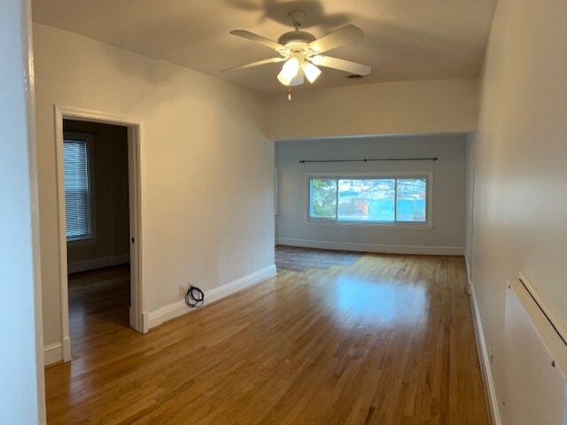 LVG. - 1229 Leon Pl Unit #2 second flr.