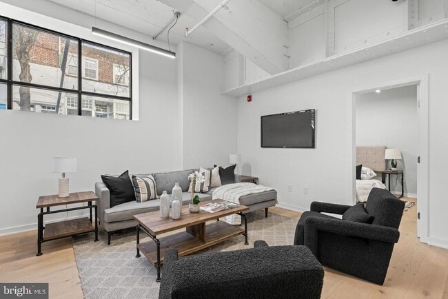 Photo - 36 N Narberth Ave Unidad 1C