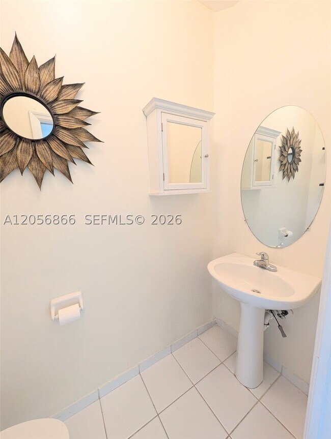Photo - 2320 SE 23rd Ave