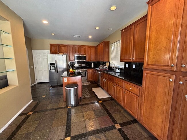 Photo - Spacious 3-Bedroom Home with a Big Loft & ...
