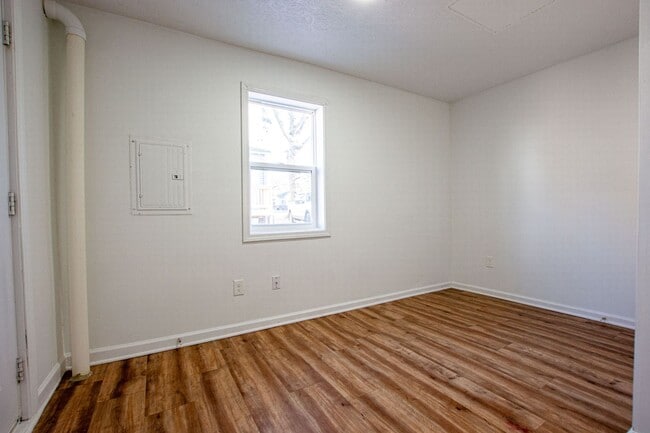 Photo - 2415 E Street Unit #7