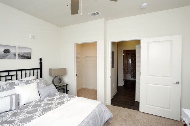 2BR, 2BA