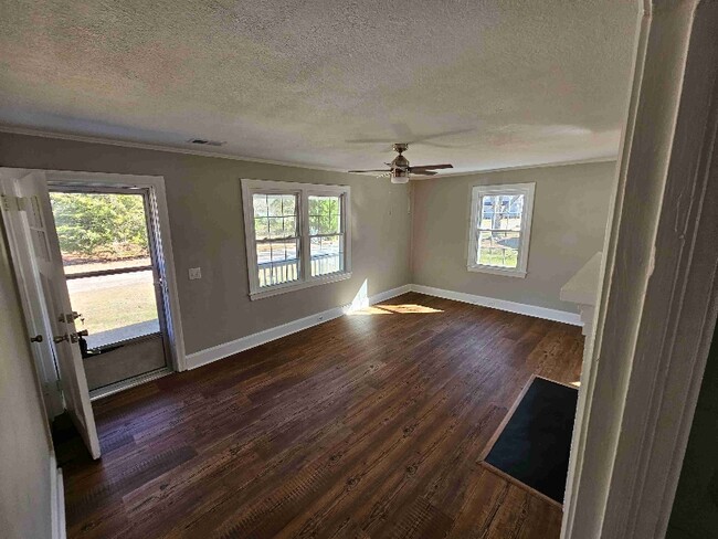 Photo - 209 Pershing St