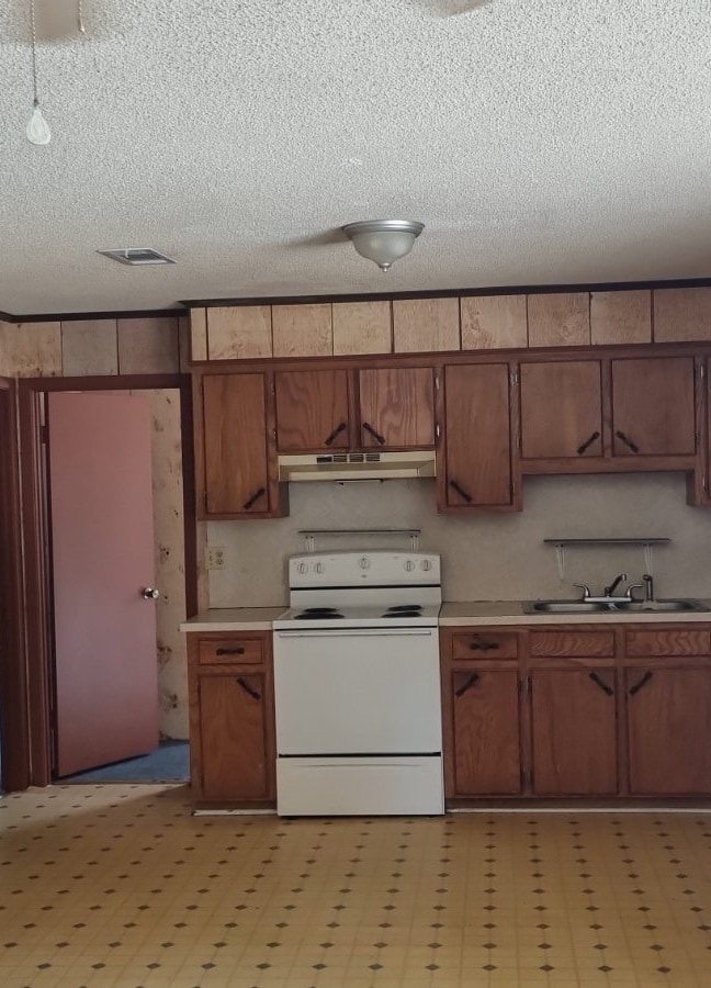 Building Photo - Oak Ridge Apartment Unit 20